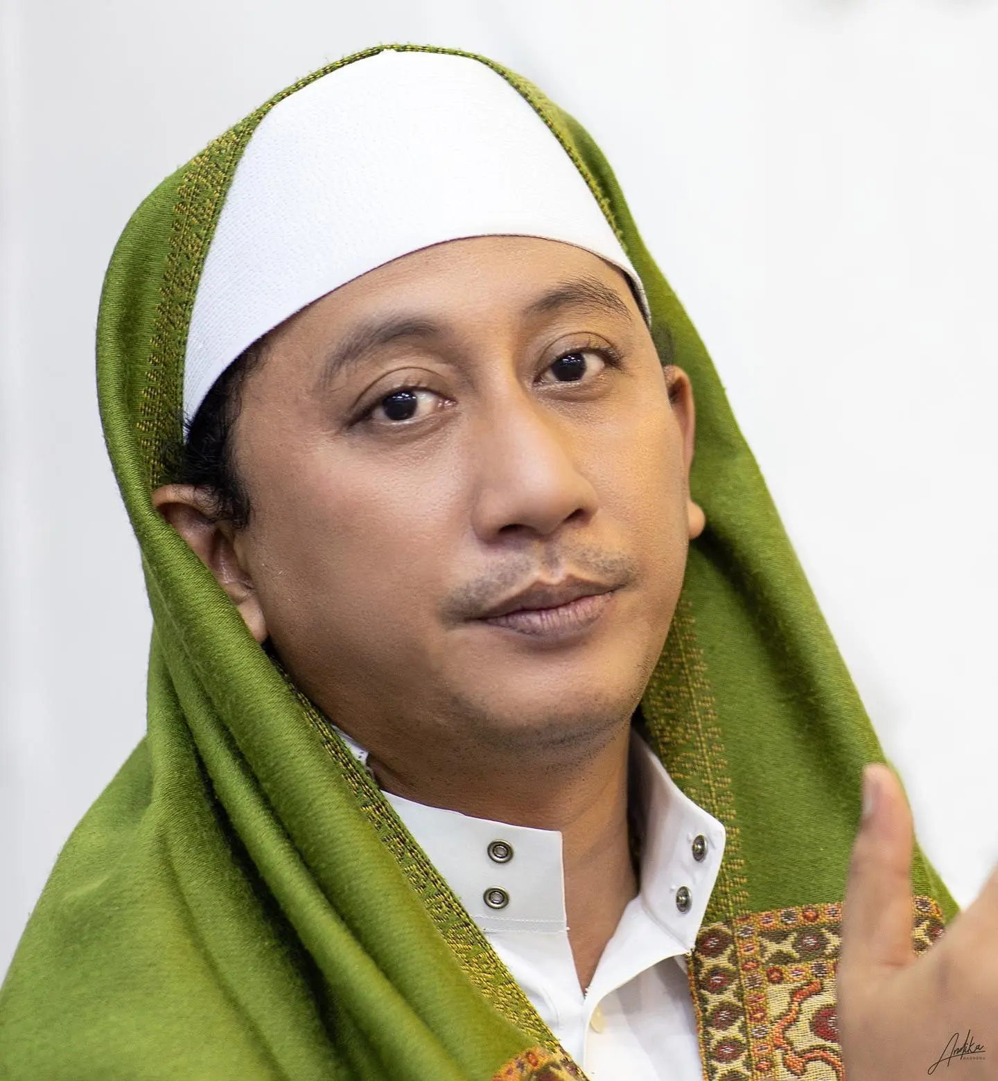 KH. Agus Sofawi Bin KH Minanurrohman Al Ishaqi