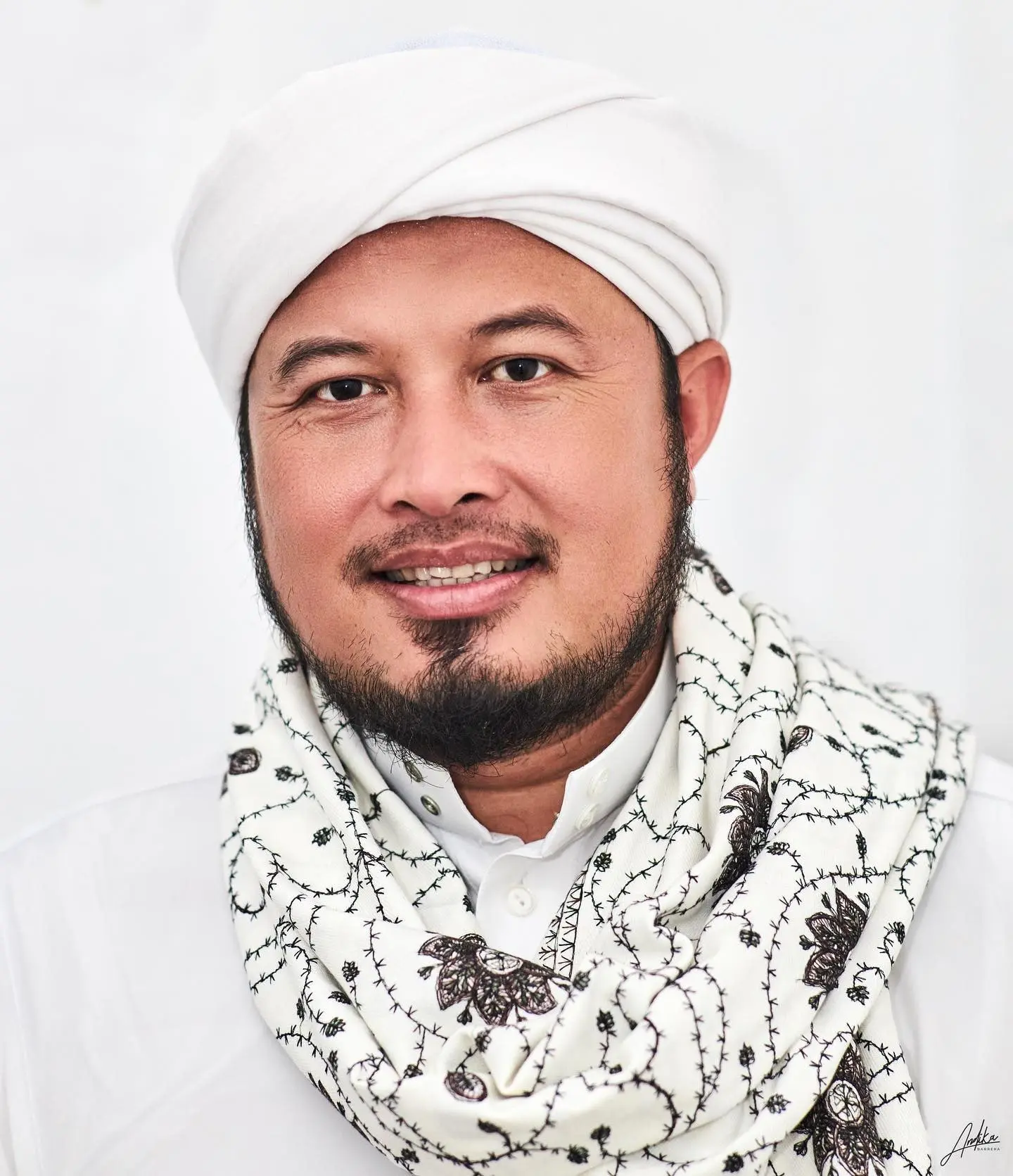 Habib Umar Kholid bin Hasan Al Madihij