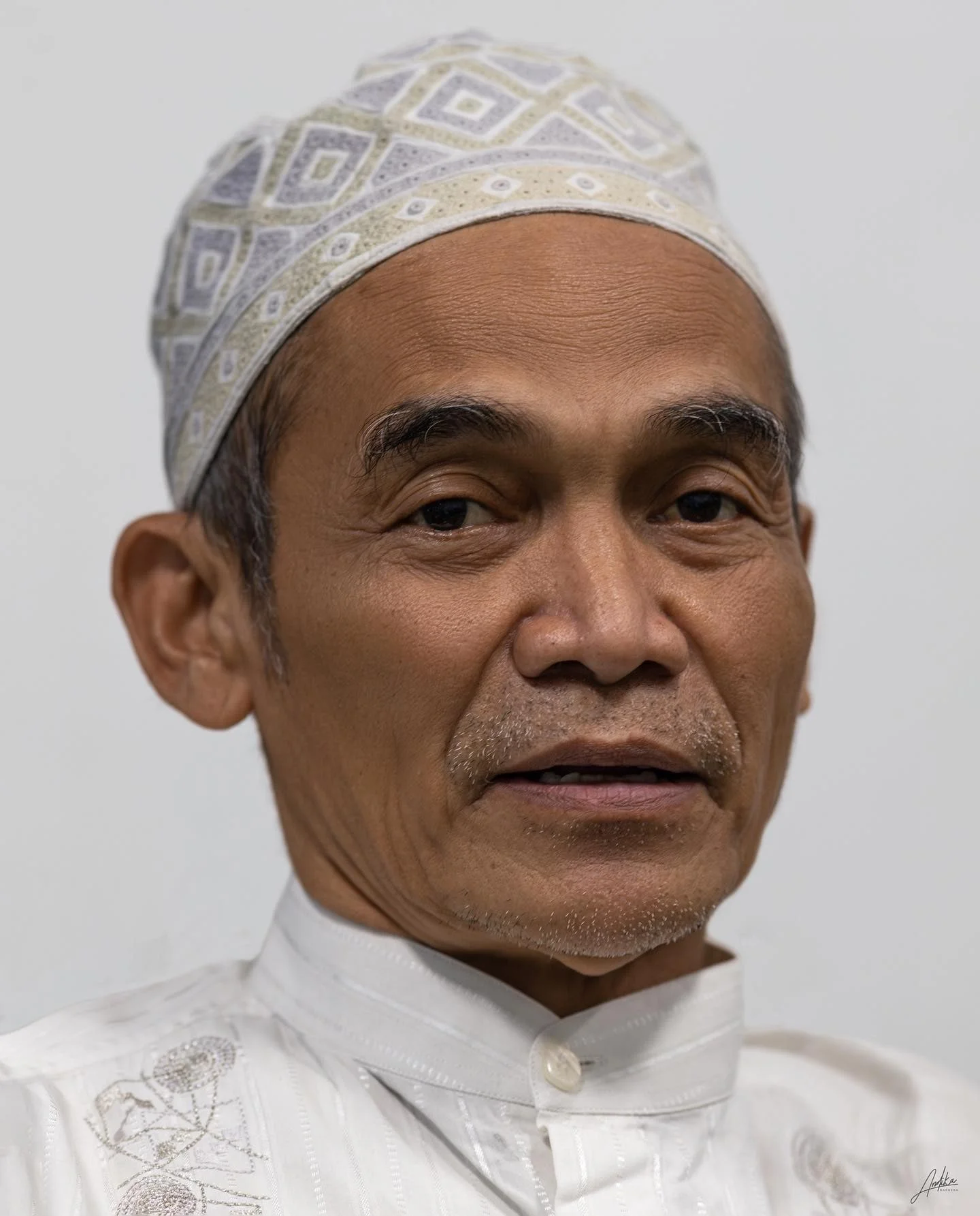KH. Atho'illah Sholahuddin Anwar