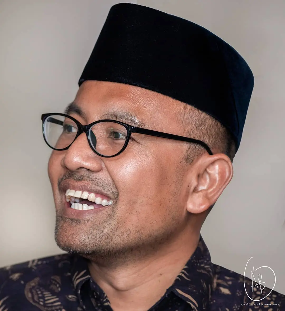 Prof Akh. Muzakki, M.Ag, Grad.Dip.SEA, M.Phil, Ph.D